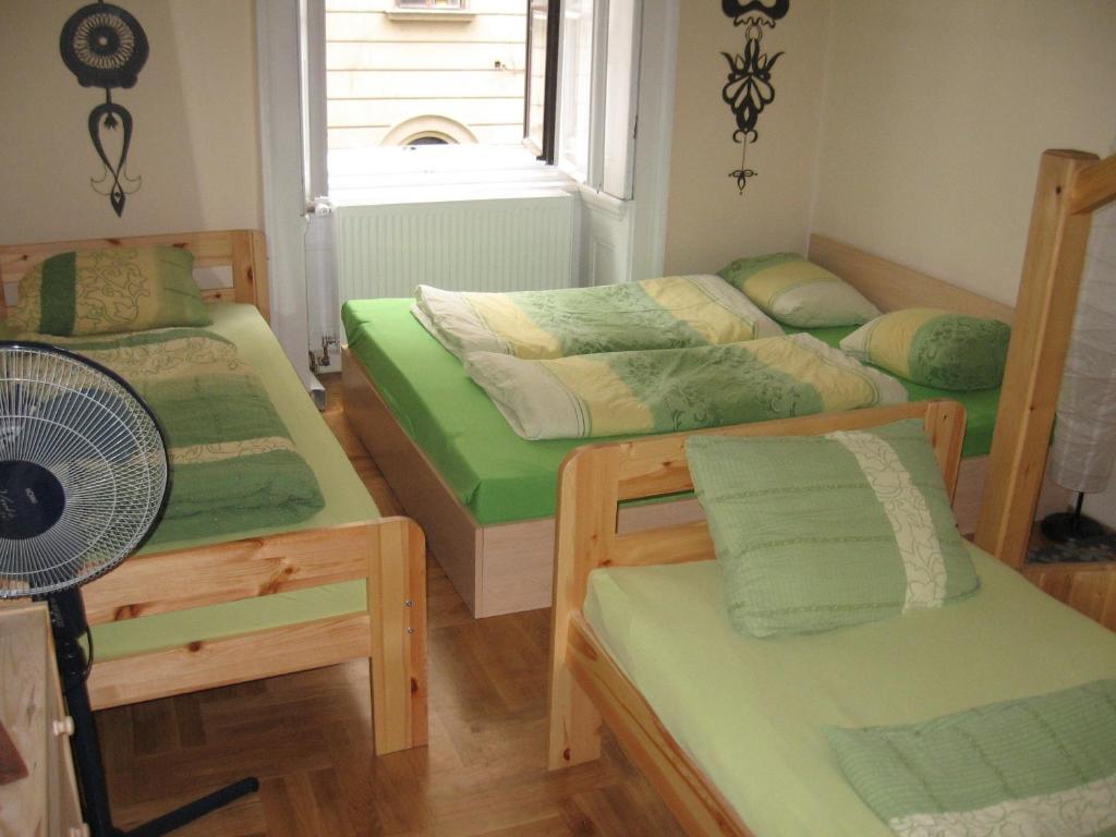 Budapest Centrum Cozy Hostel Phòng bức ảnh