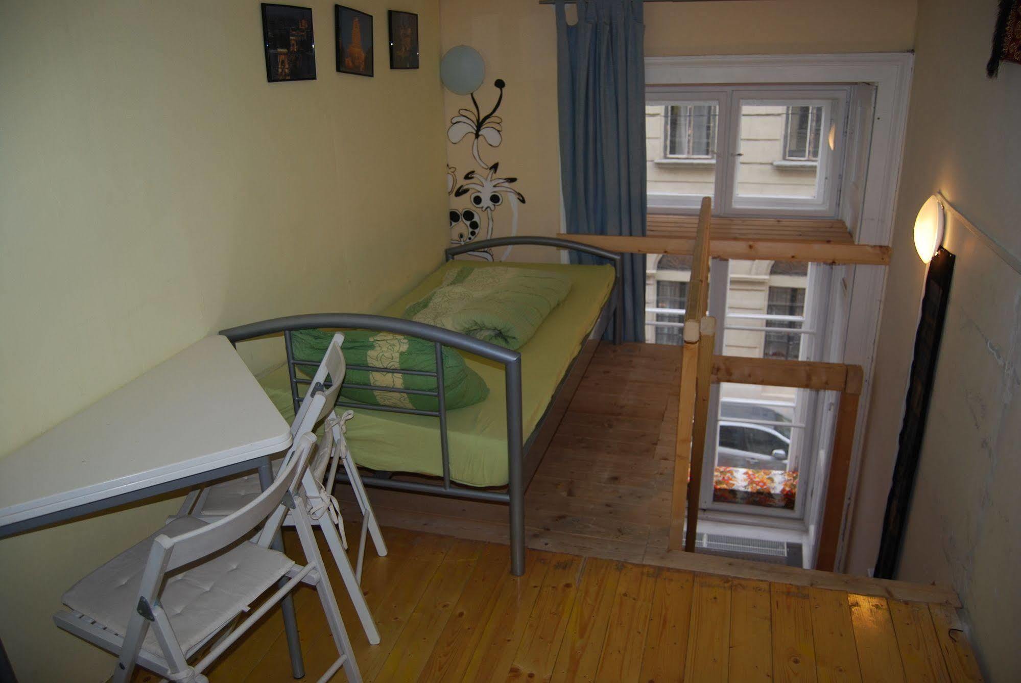 Budapest Centrum Cozy Hostel Ngoại thất bức ảnh